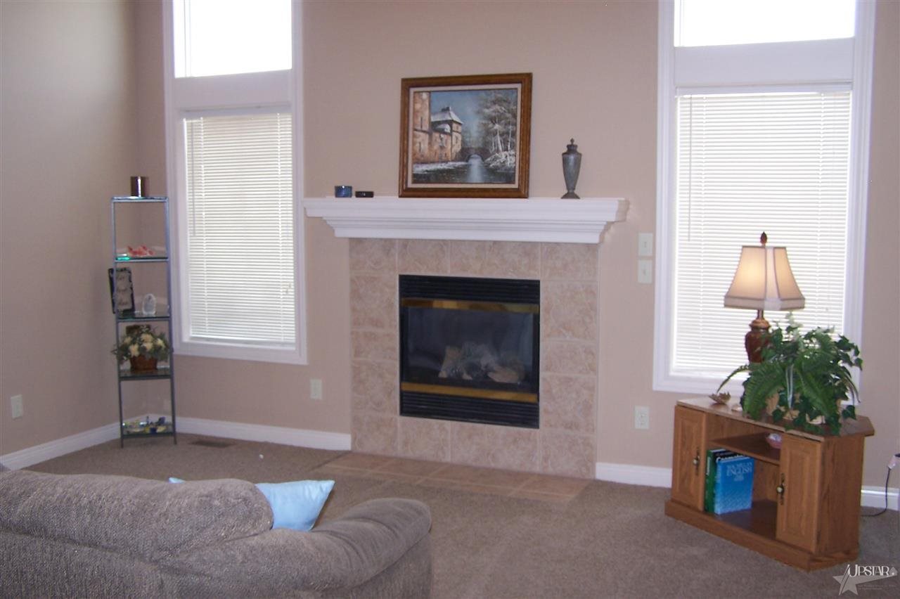 3236 Caledon Pl, Fort Wayne, IN 46818 photo 4