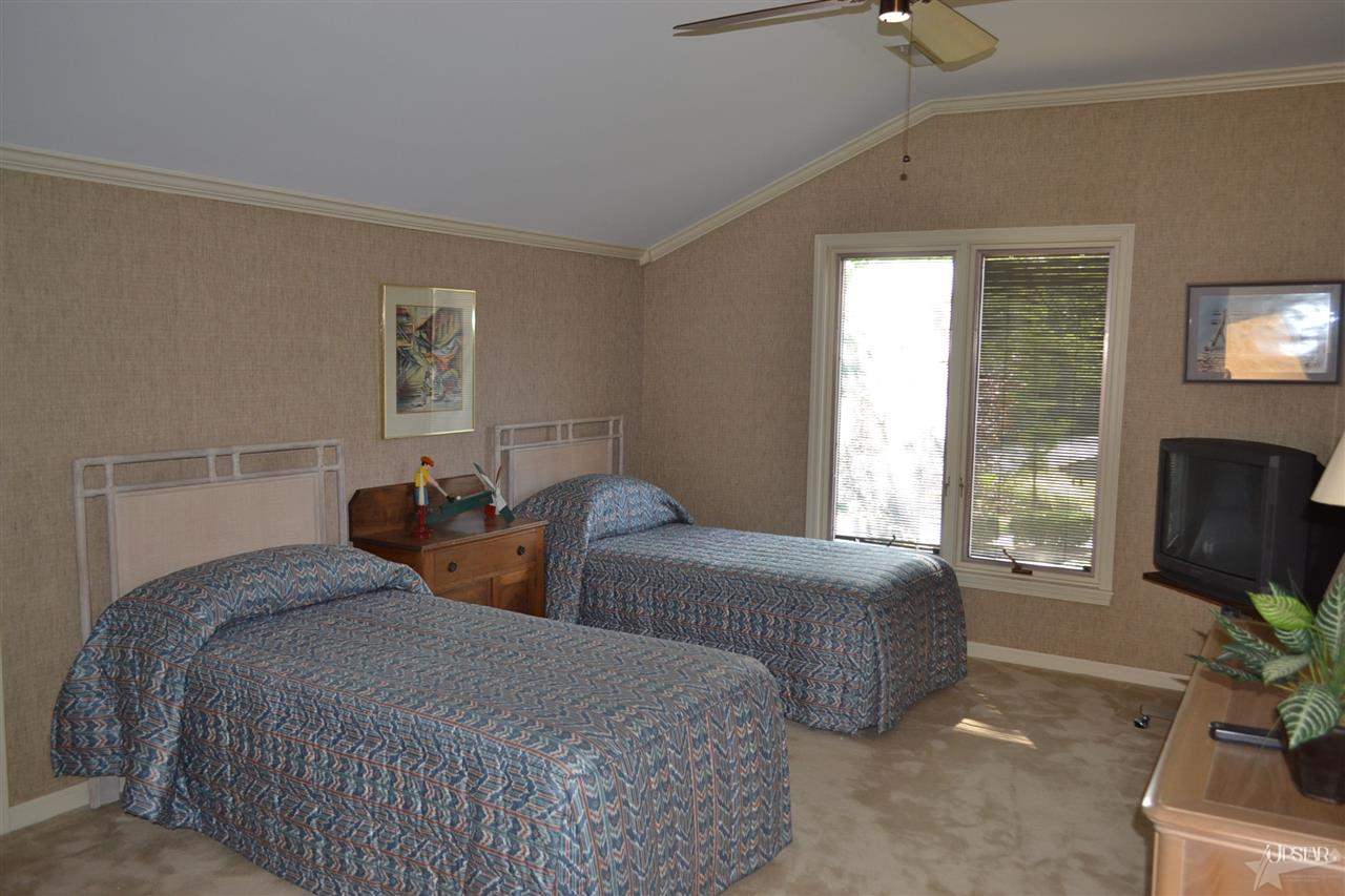 2814 Mallard Cove Ln, Fort Wayne, IN 46804 photo 24