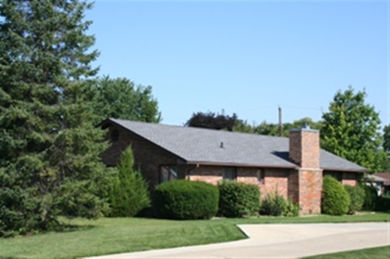 903 Maple Dr, Frankfort, IN 46041 photo 2