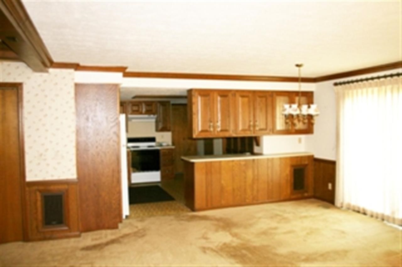 903 Maple Dr, Frankfort, IN 46041 photo 5