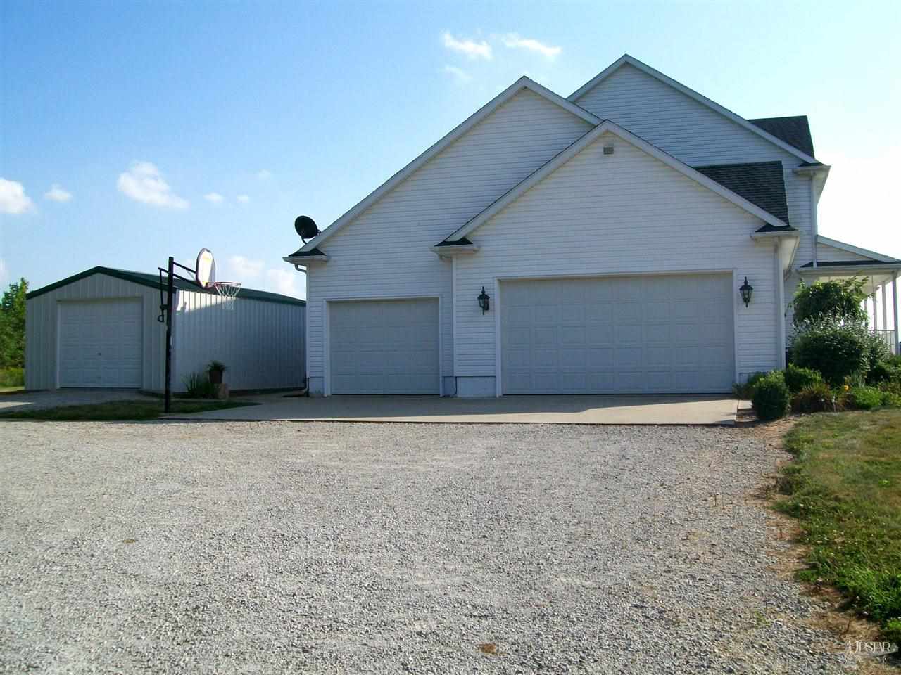 16020 Davis Rd, Spencerville, IN 46788 photo 7