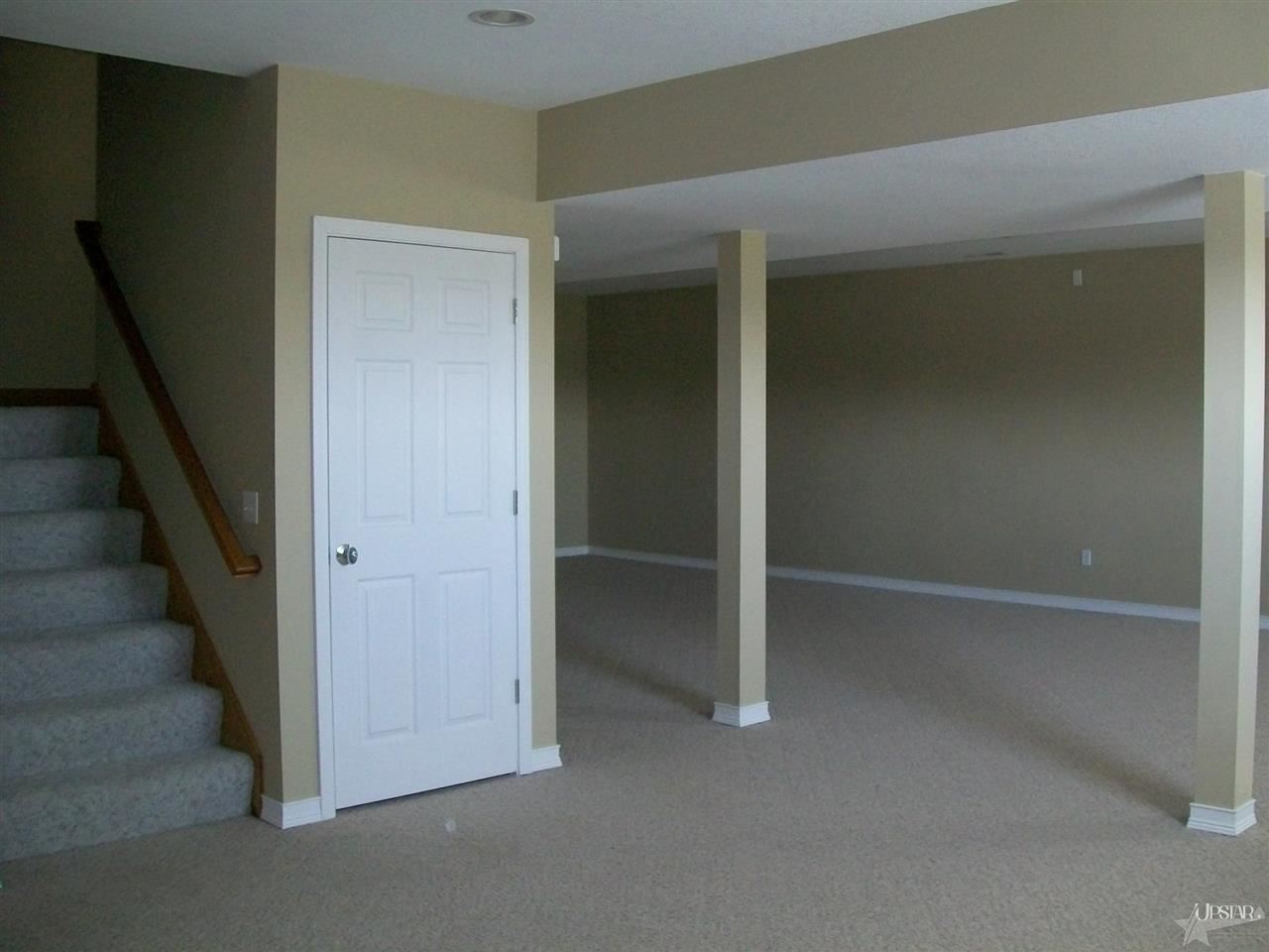 16020 Davis Rd, Spencerville, IN 46788 photo 20