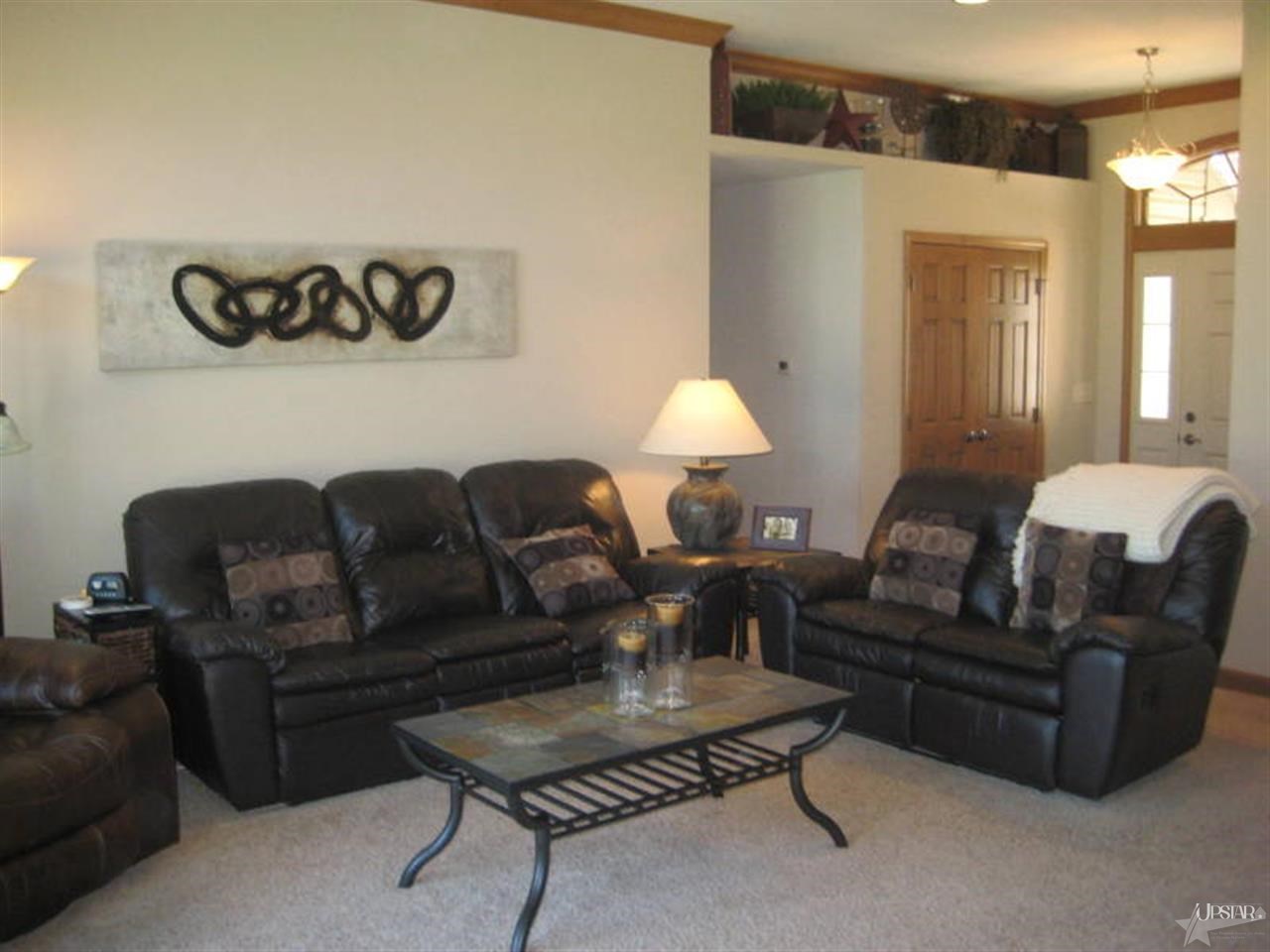 535 Cricketeer Ct, Bluffton, IN 46714 photo 3