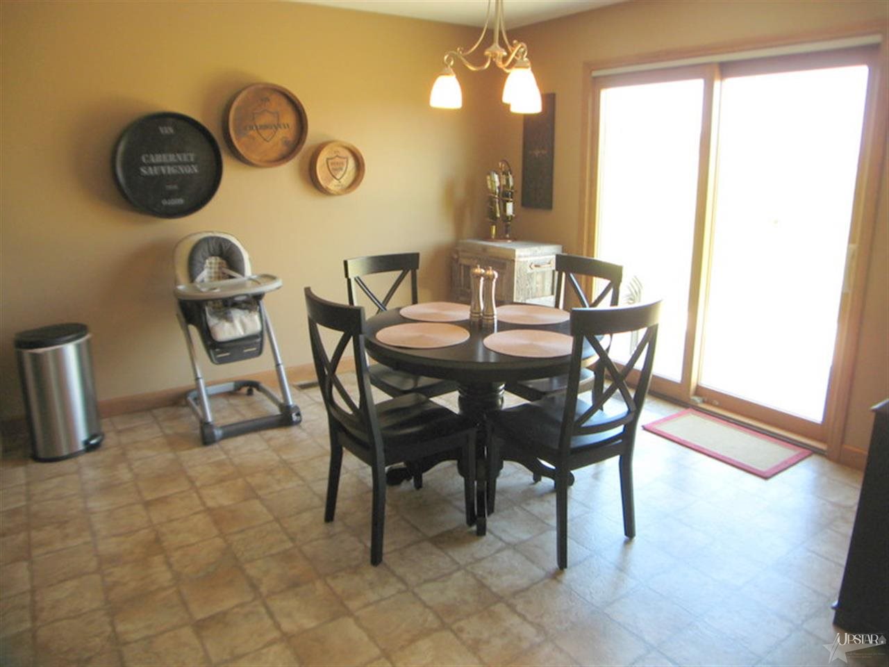 535 Cricketeer Ct, Bluffton, IN 46714 photo 7