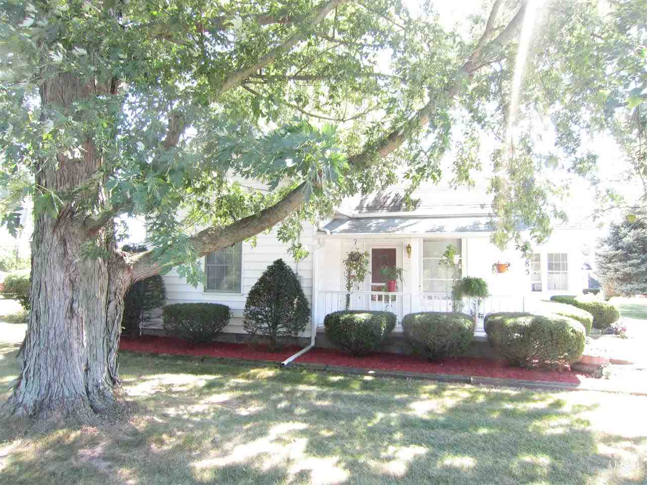 2085 Riverside Dr, Huntington, IN 46750 photo 2