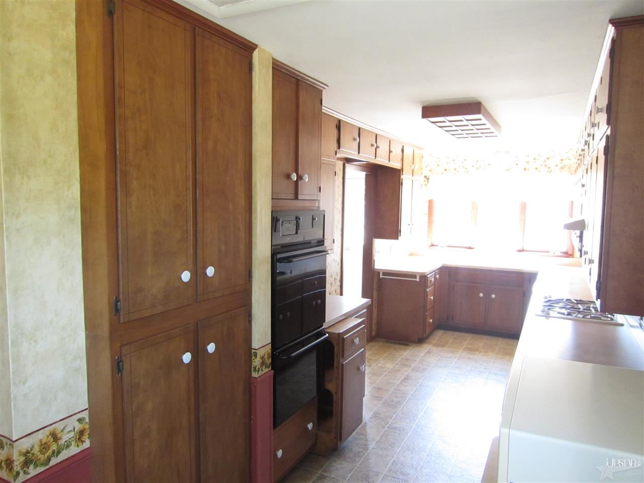 2085 Riverside Dr, Huntington, IN 46750 photo 24