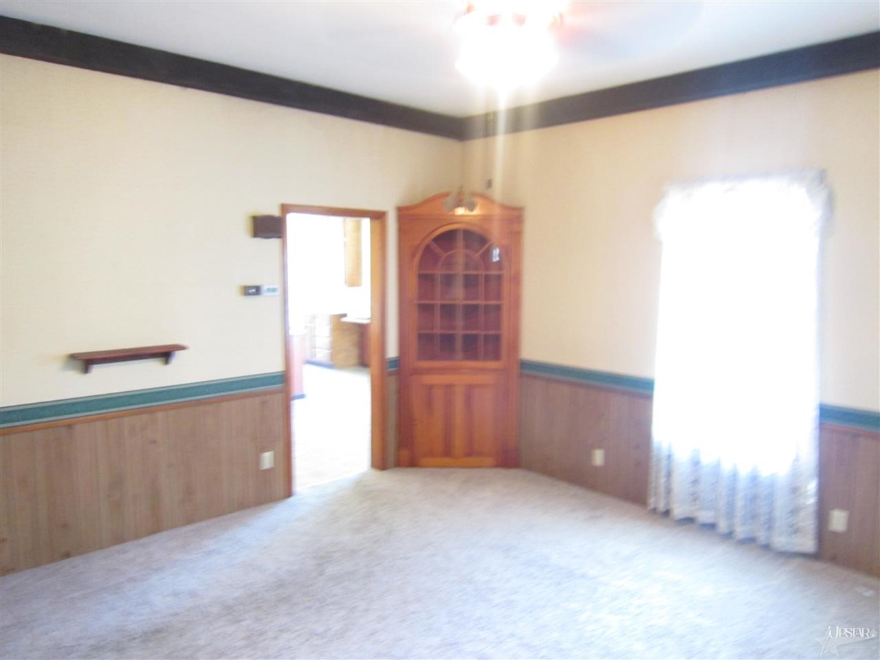 2085 Riverside Dr, Huntington, IN 46750 photo 12
