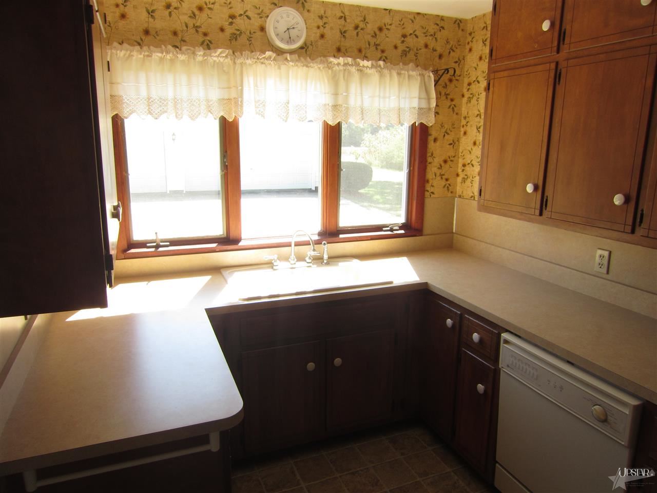 2085 Riverside Dr, Huntington, IN 46750 photo 25