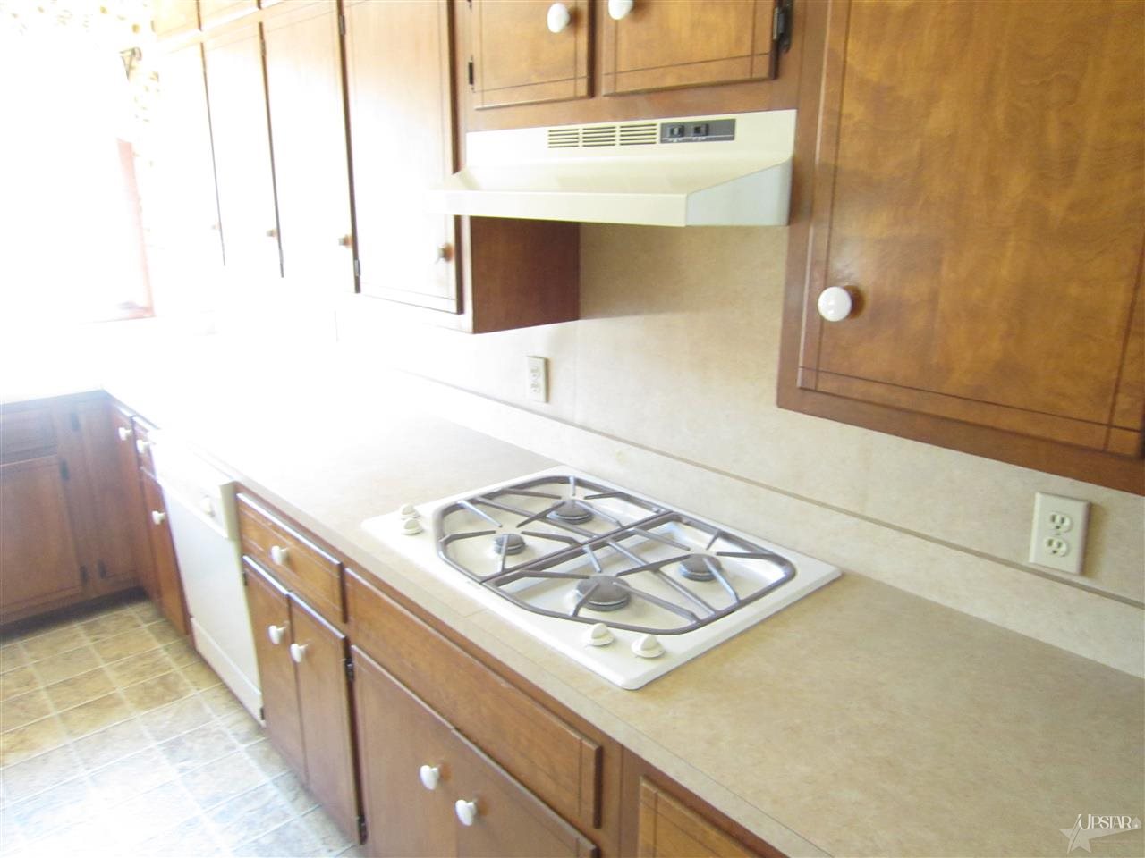 2085 Riverside Dr, Huntington, IN 46750 photo 30