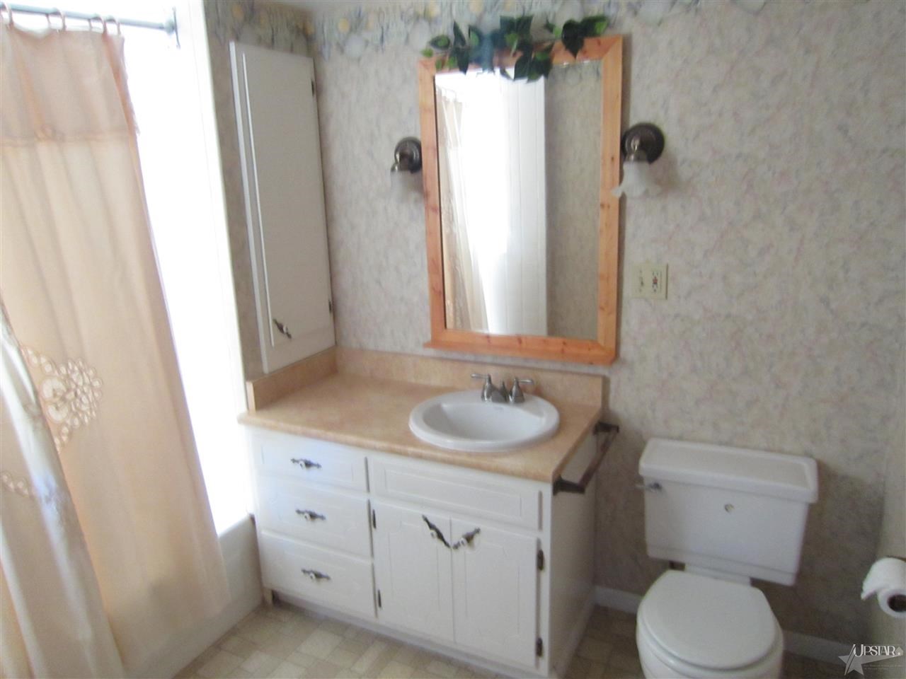 2085 Riverside Dr, Huntington, IN 46750 photo 20