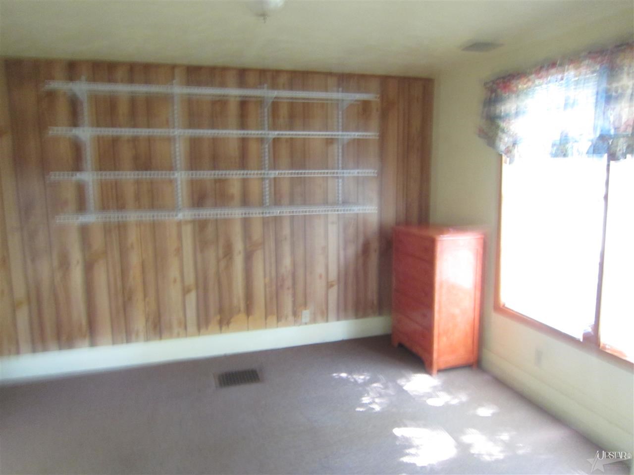 2085 Riverside Dr, Huntington, IN 46750 photo 18