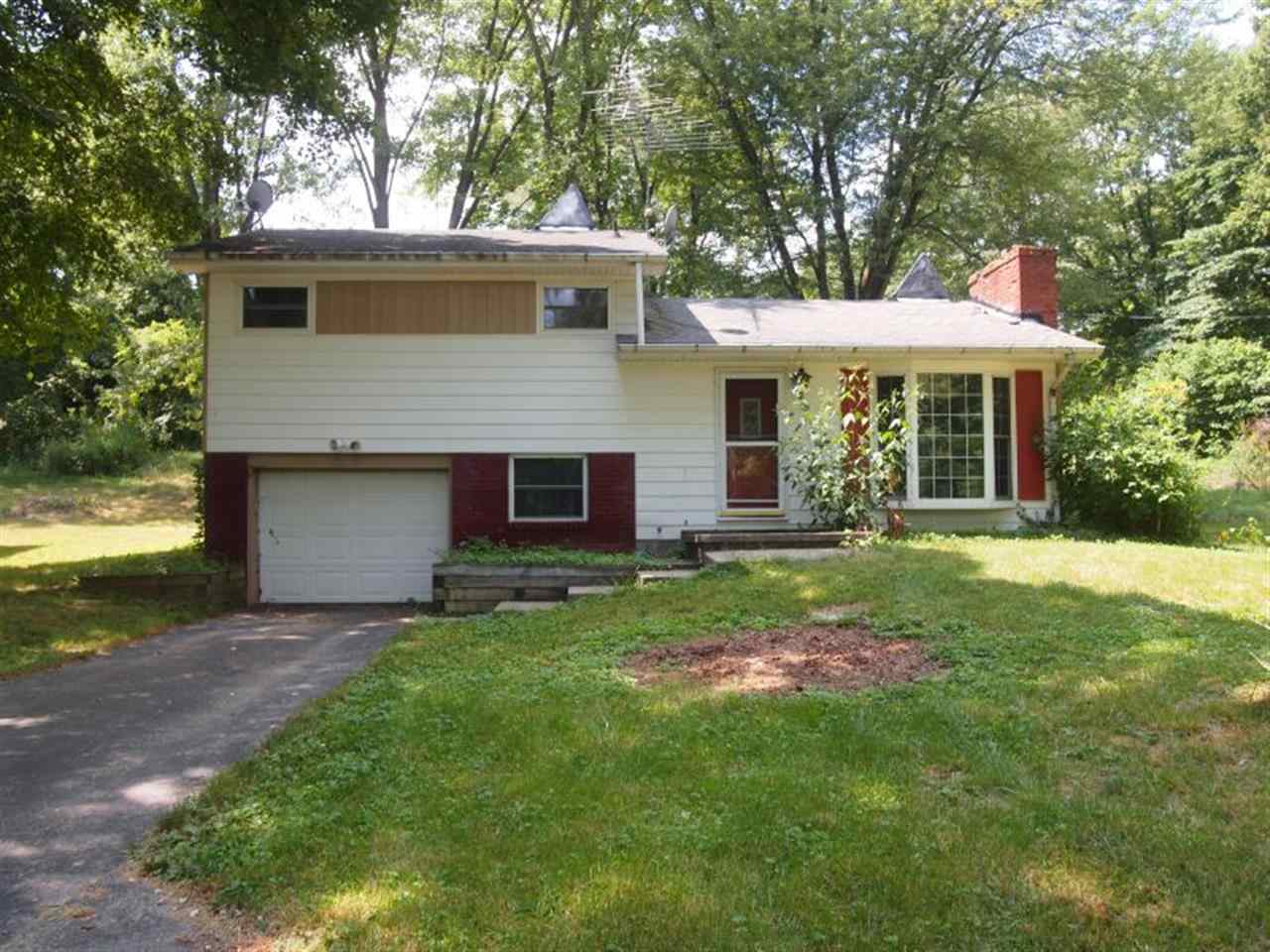 4195 N Hartstrait Rd, Bloomington, IN 47404 photo 1