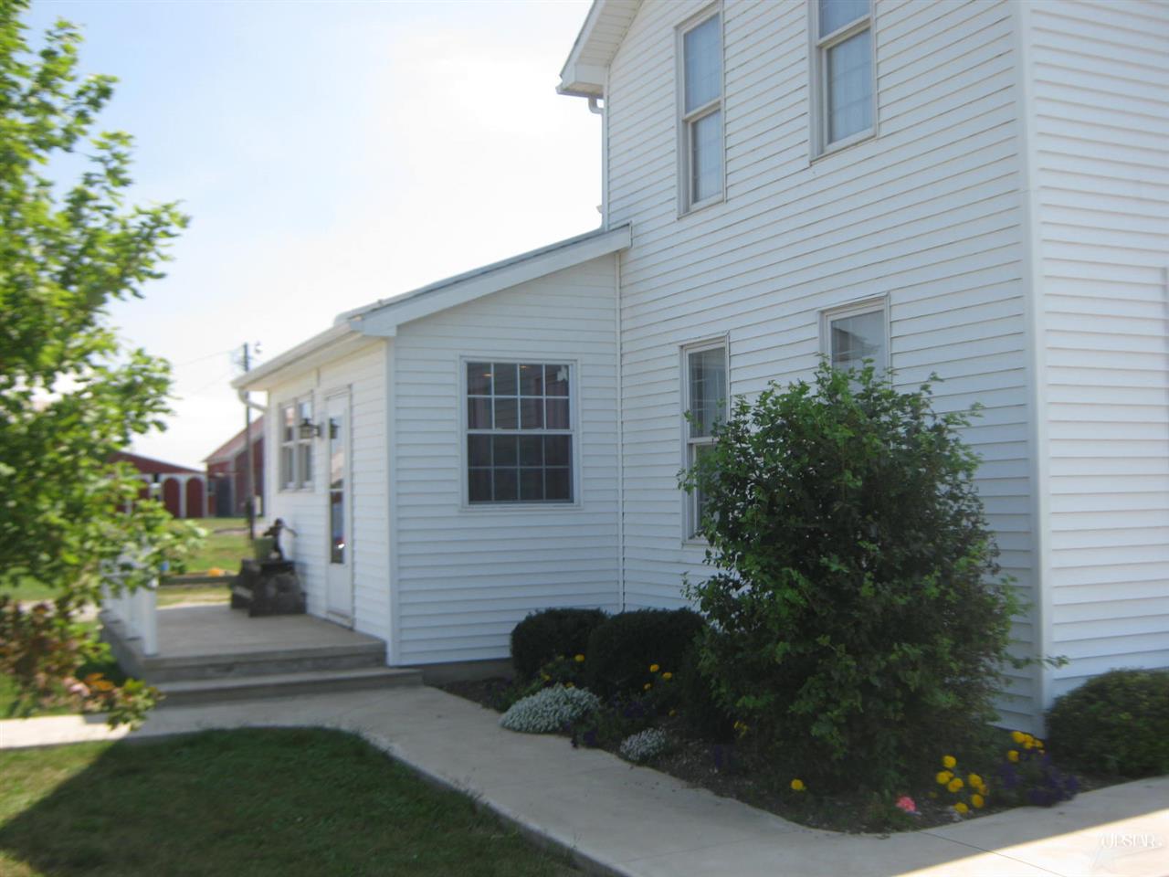 1221 N 300 W, Bluffton, IN 46714 photo 2
