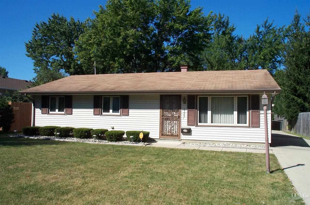 4324 Wayne Trce, Fort Wayne, IN 46806 photo 1