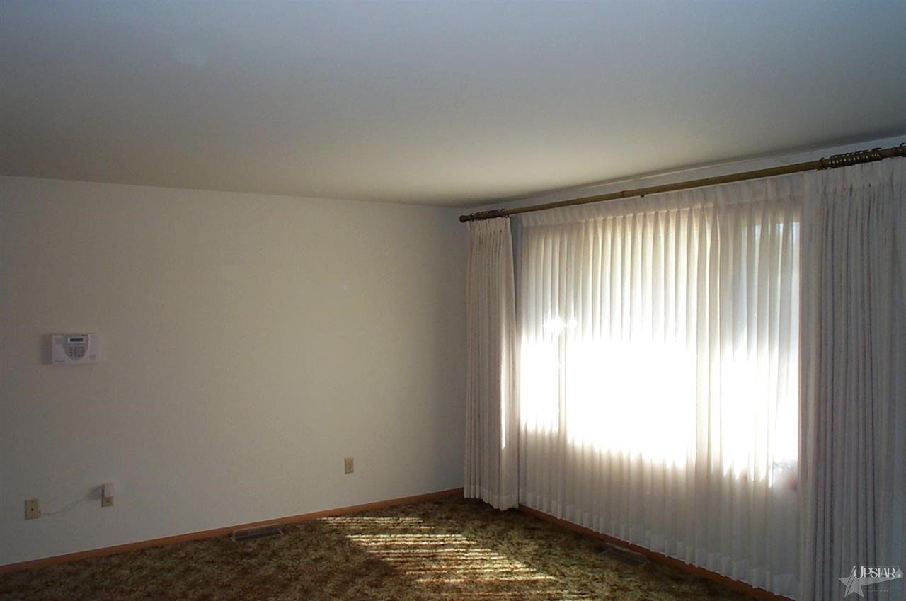 4324 Wayne Trce, Fort Wayne, IN 46806 photo 14