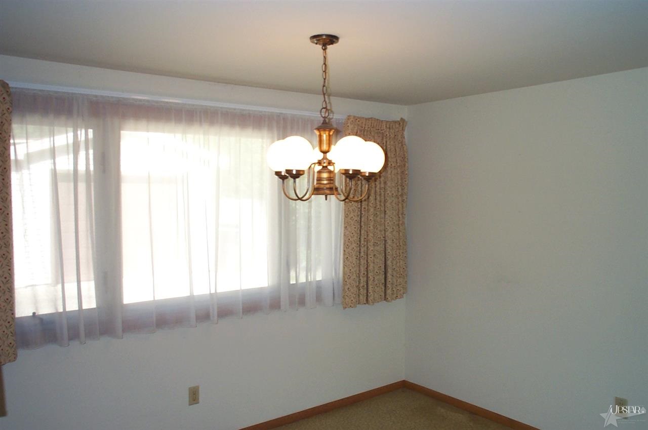 4324 Wayne Trce, Fort Wayne, IN 46806 photo 9