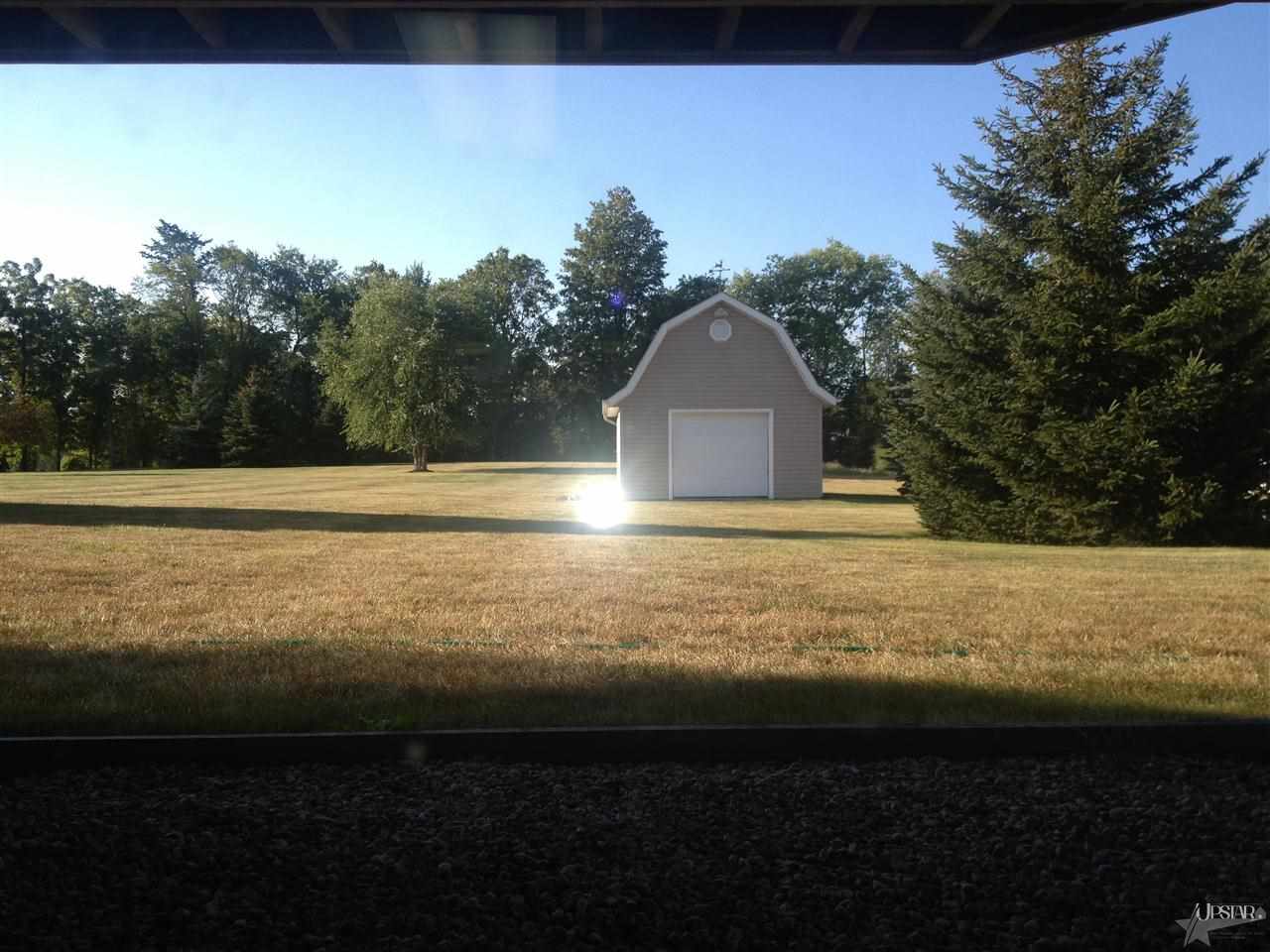3546 Franklin Dr, Auburn, IN 46706 photo 12