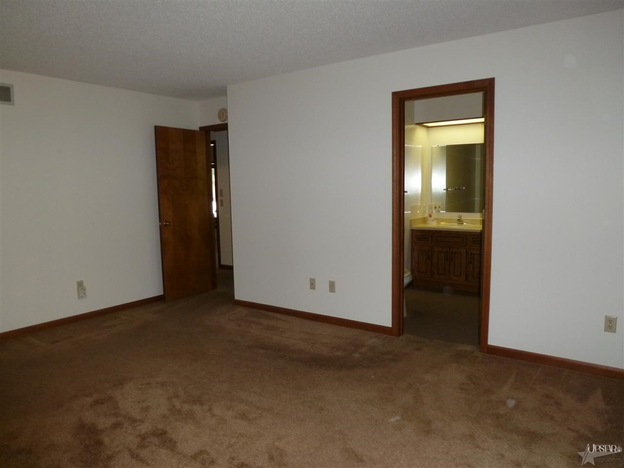 5711 Bayside Dr, Fort Wayne, IN 46815 photo 9