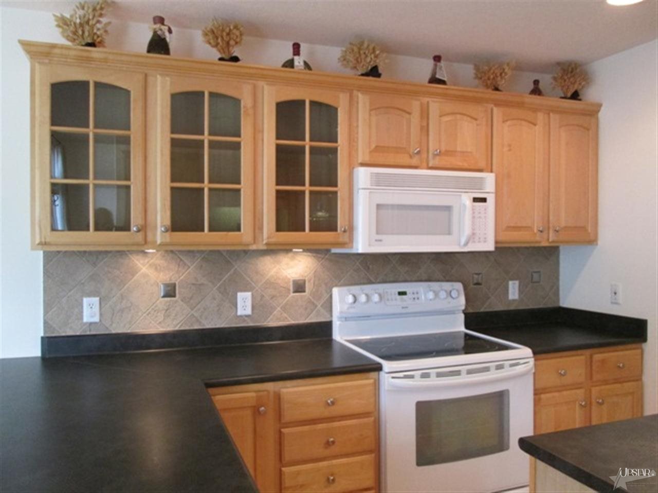 2015 Lakewood Dr, Fort Wayne, IN 46819 photo 9