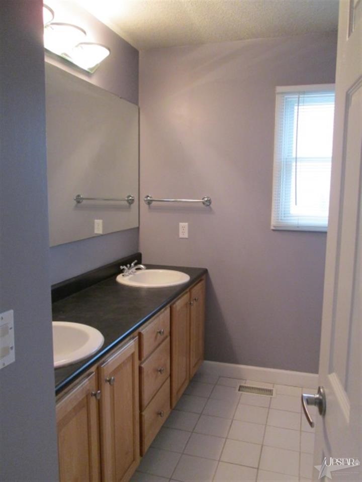 2015 Lakewood Dr, Fort Wayne, IN 46819 photo 19