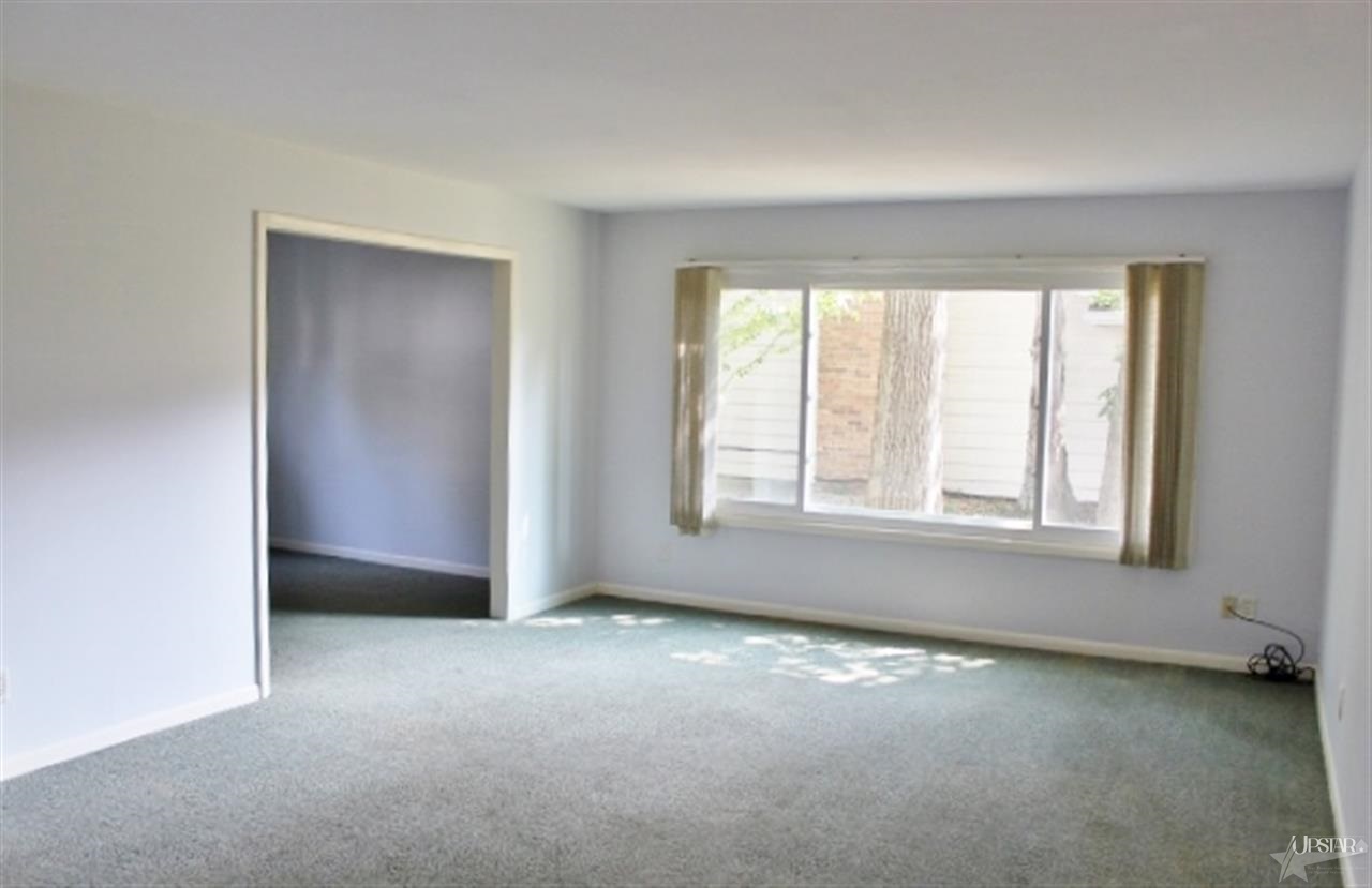 4832 Imperial Park Dr, Fort Wayne, IN 46835 photo 4