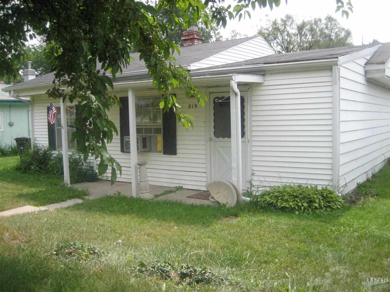 819 Elmer Ave, Fort Wayne, IN 46808 photo 1