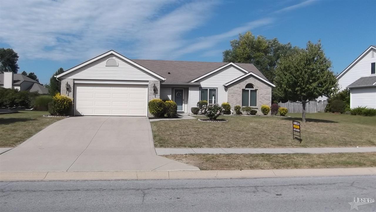 8209 Asher Dr, Fort Wayne, IN 46815 photo 2
