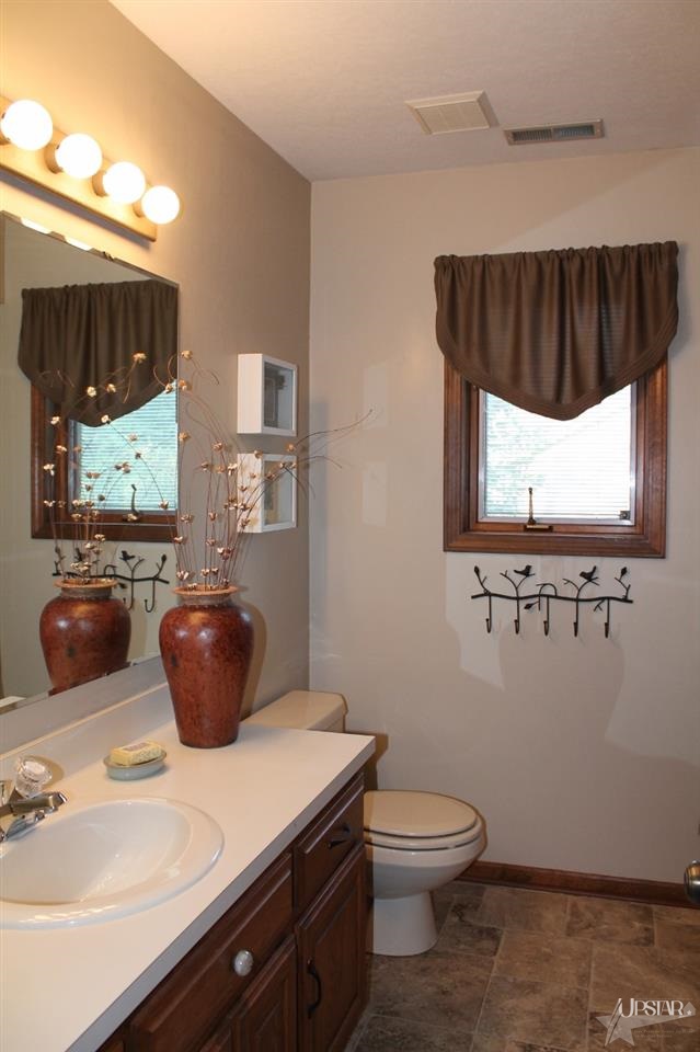 2598 E Maple Dr, Bluffton, IN 46714 photo 21