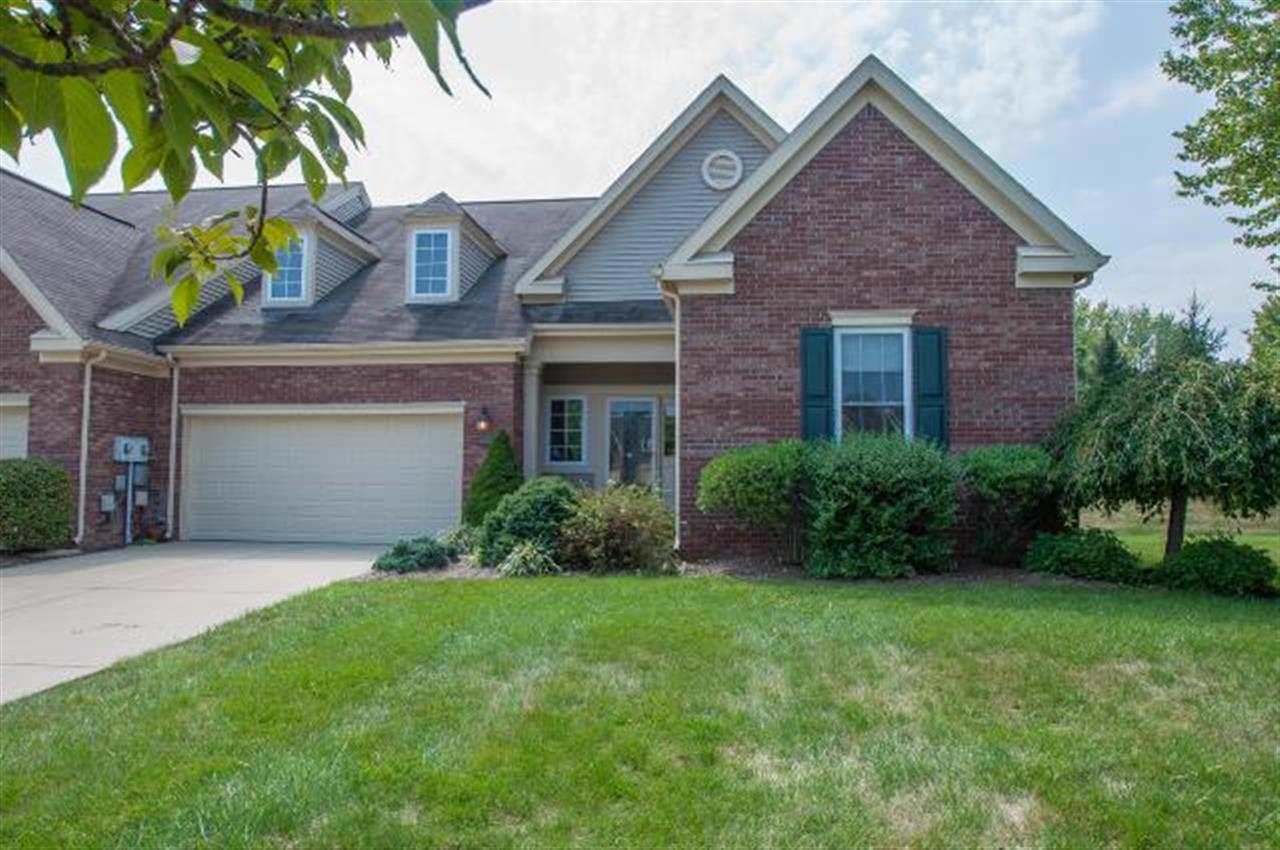 1055 S Fieldcrest Ct, Bloomington, IN 47401 photo 1