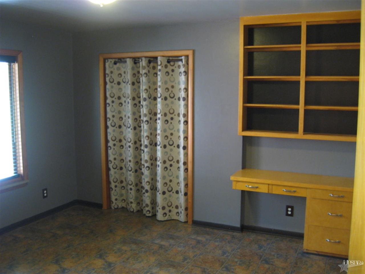 6341 Sharon Dr, Fort Wayne, IN 46825 photo 7