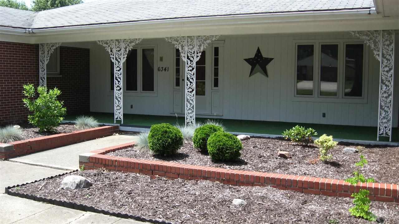 6341 Sharon Dr, Fort Wayne, IN 46825 photo 2