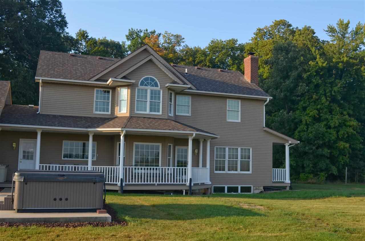 7616 W Cook Rd, Fort Wayne, IN 46818 photo 2