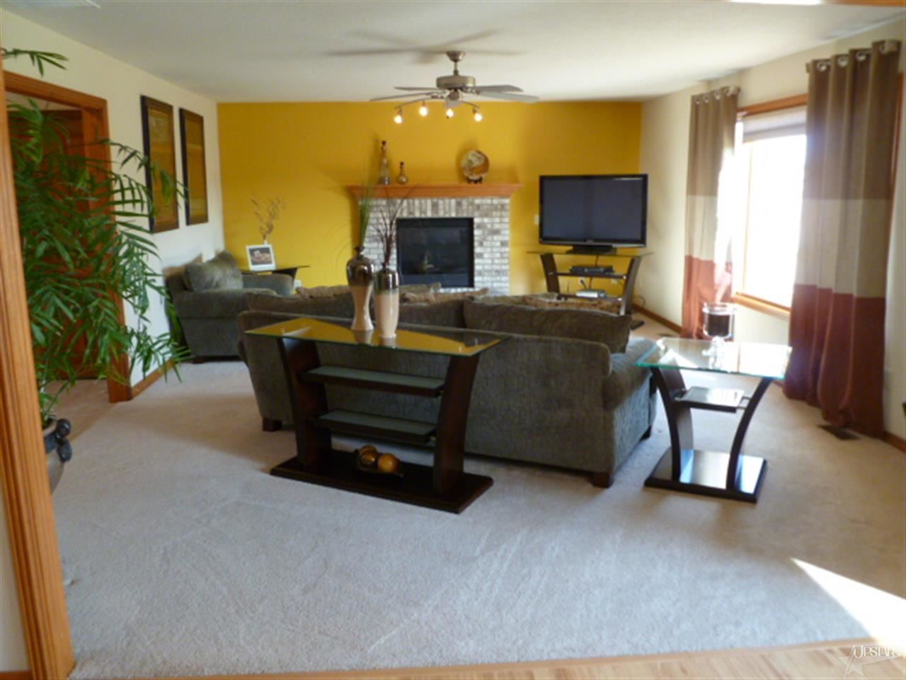 8801 Deercrossing, Fort Wayne, IN 46818 photo 4