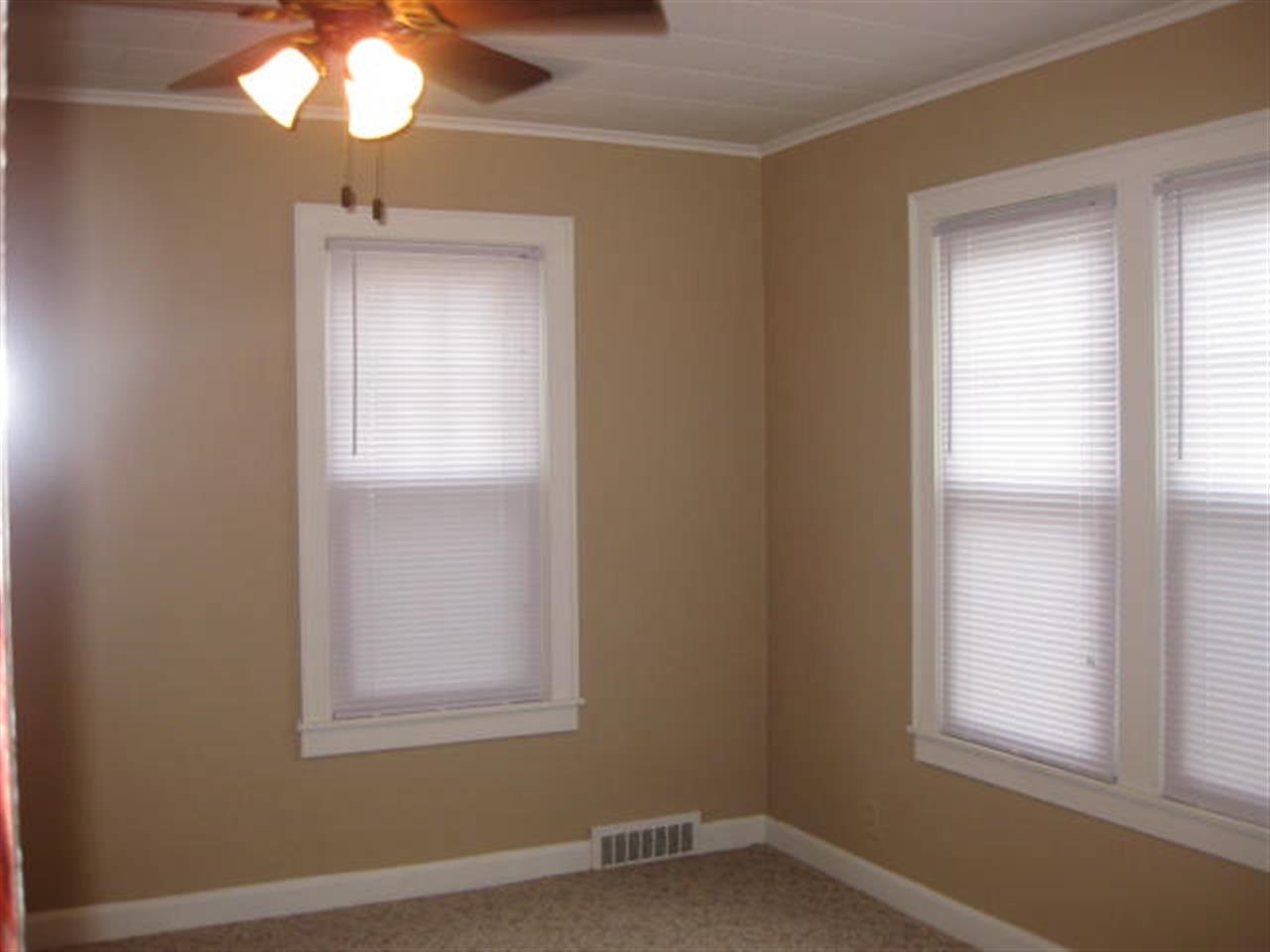 400 Main Ave, Frankfort, IN 46041 photo 5