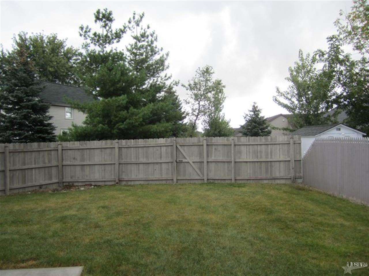 1470 Old Brick Rd, Auburn, IN 46706 photo 17