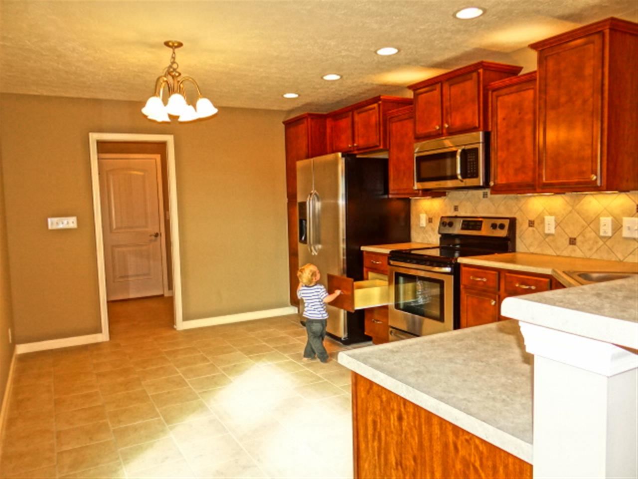 215 Kettle Cir, Lafayette, IN 47903 photo 4