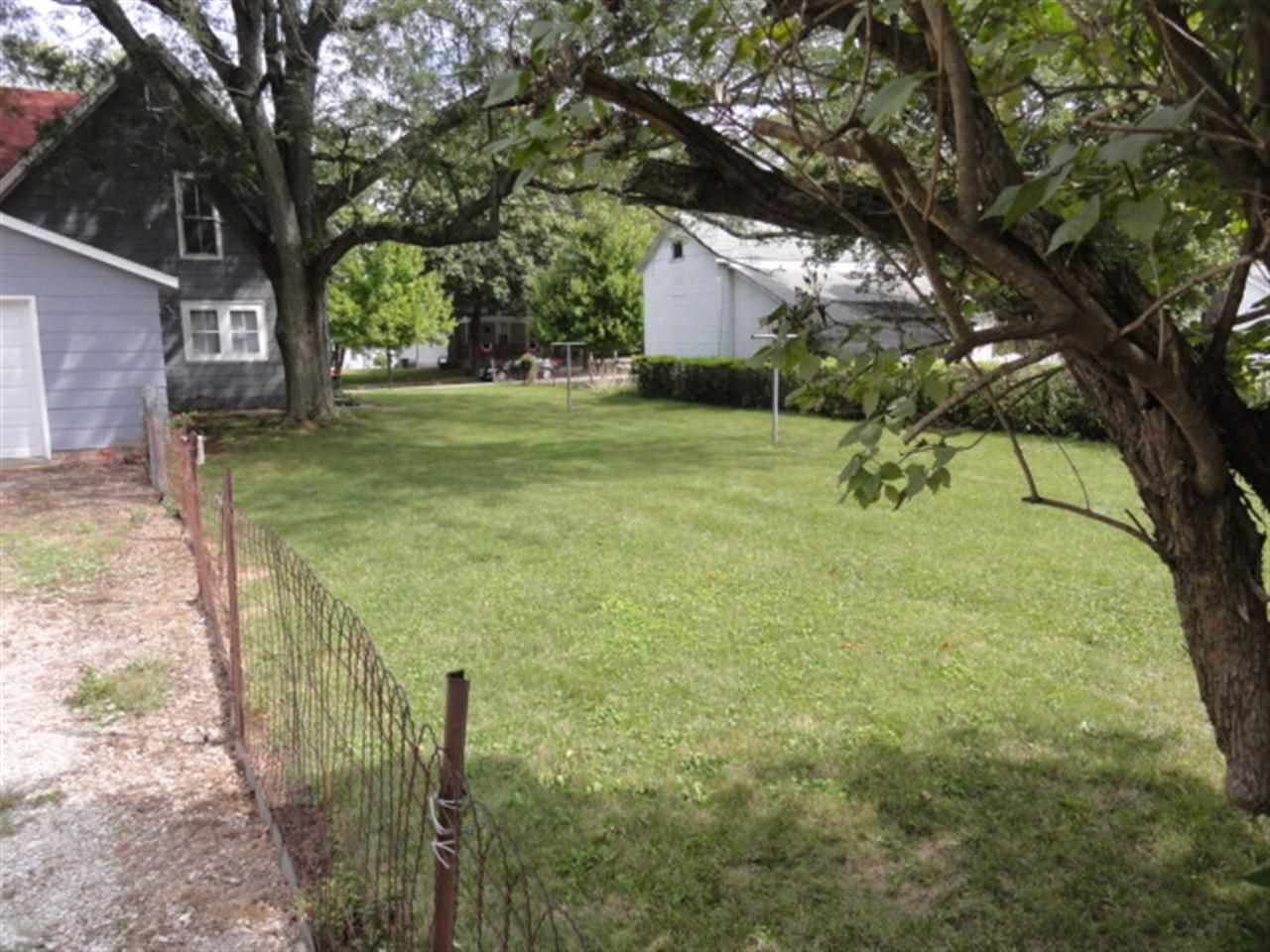 512 N Wilson St, Delphi, IN 46923 photo 4