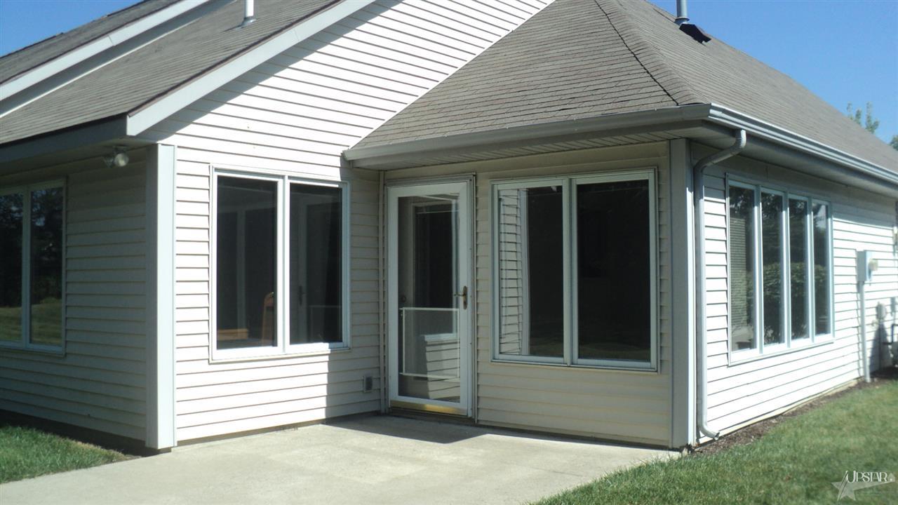 2410 Covington Pointe Trl, Fort Wayne, IN 46804 photo 12