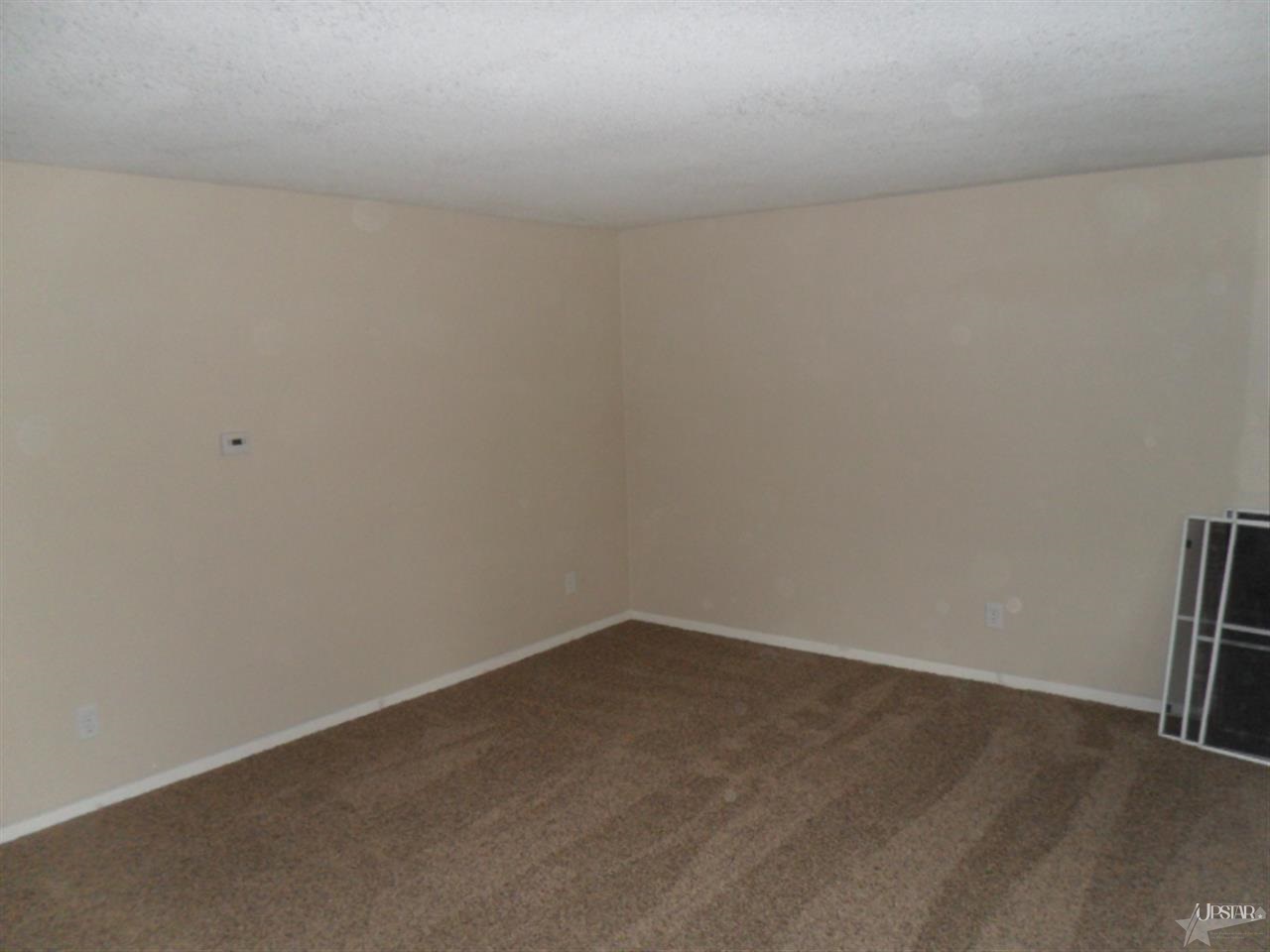 5025 Christofer Ln, Fort Wayne, IN 46806 photo 5