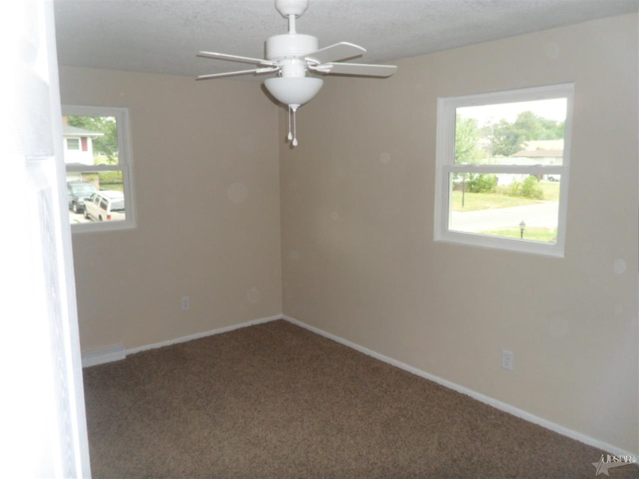 5025 Christofer Ln, Fort Wayne, IN 46806 photo 11