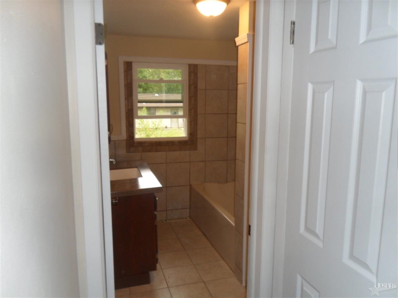 5025 Christofer Ln, Fort Wayne, IN 46806 photo 3