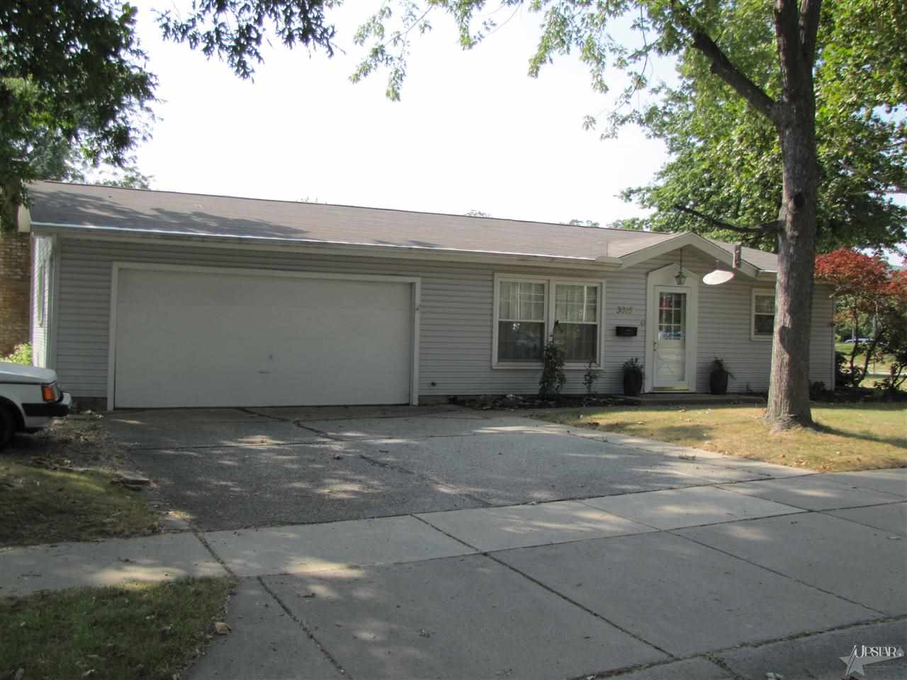 3015 Farnsworth Dr, Fort Wayne, IN 46815 photo 3