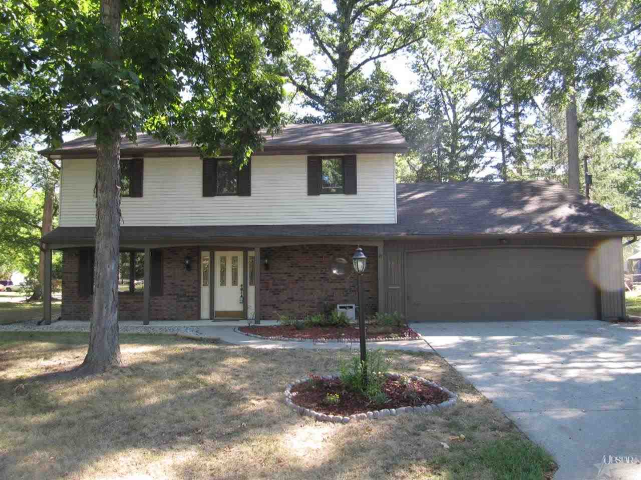 3430 Elwood Dr, Fort Wayne, IN 46815 photo 1