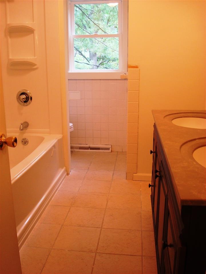 120 N Hampton Ct, Bloomington, IN 47408 photo 12