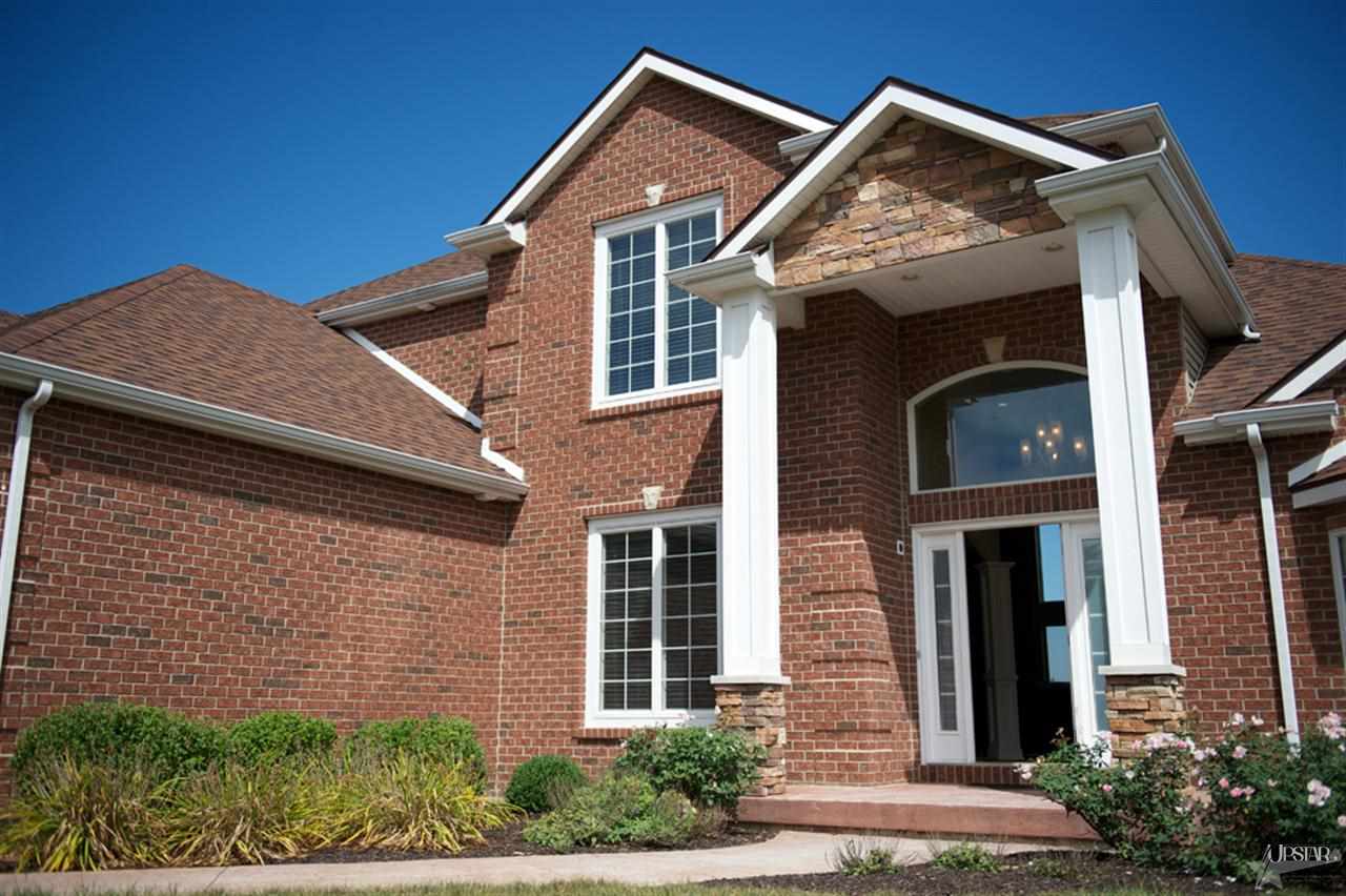 1601 Forest Trl, Fort Wayne, IN 46845 photo 2