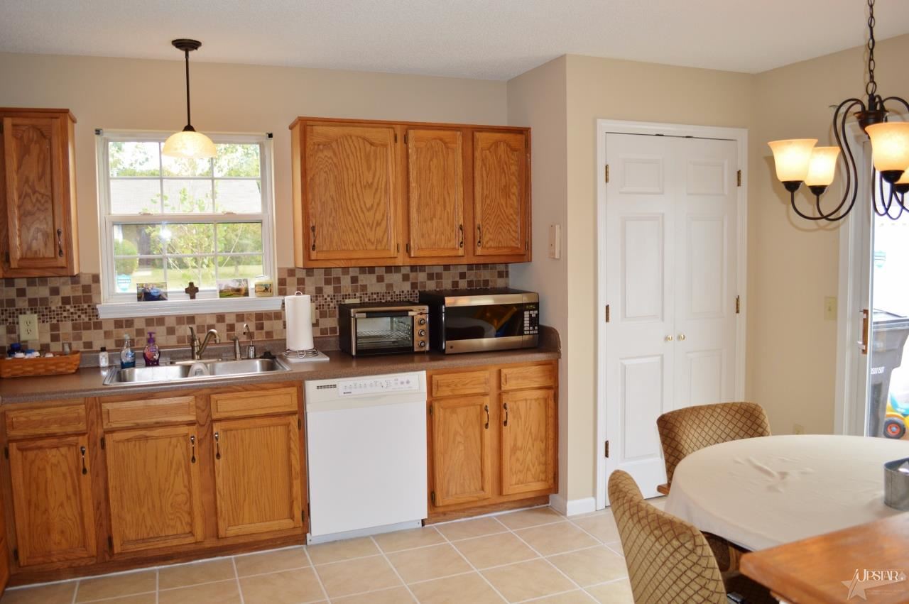 8326 Castle Pines Pl, Fort Wayne, IN 46835 photo 11