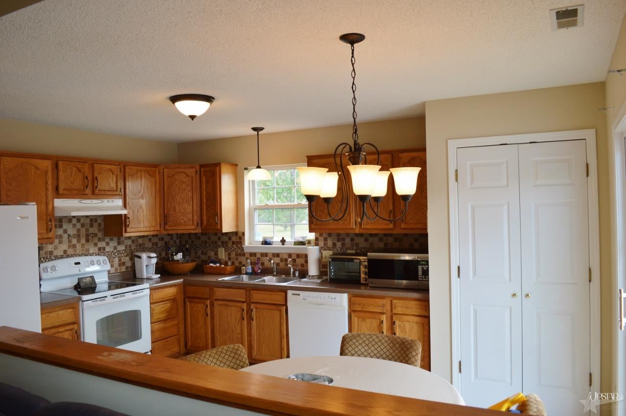 8326 Castle Pines Pl, Fort Wayne, IN 46835 photo 7