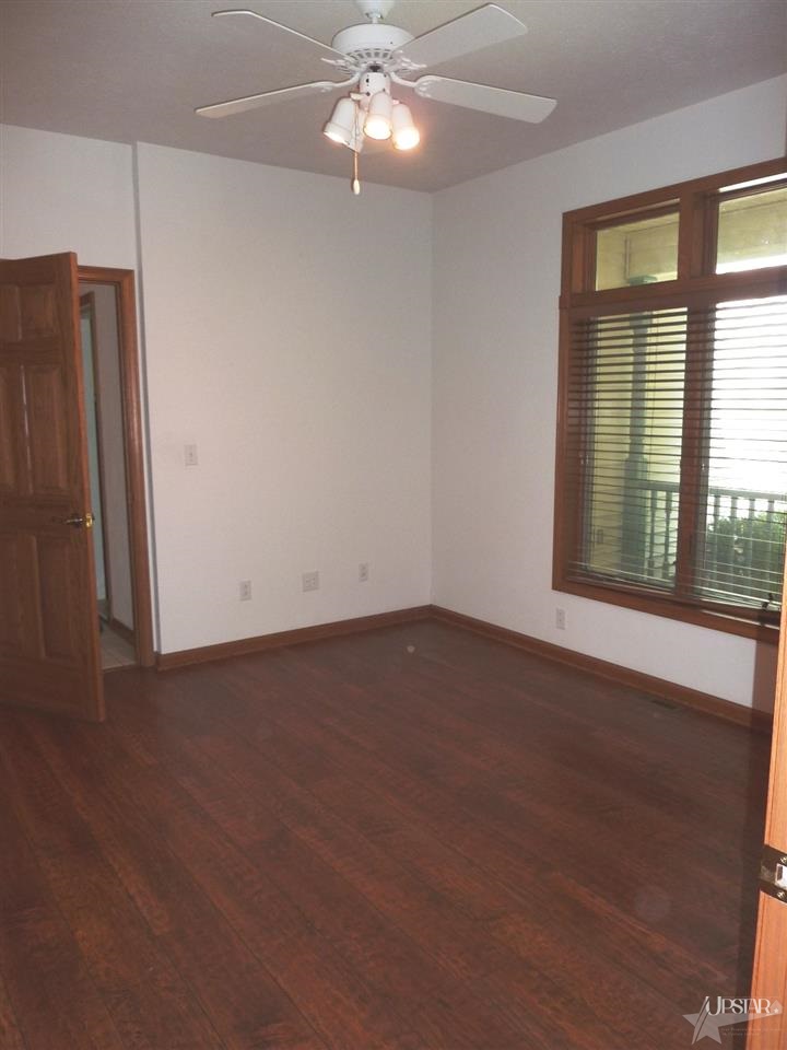 5398 S 980 E, Wolcottville, IN 46795 photo 3