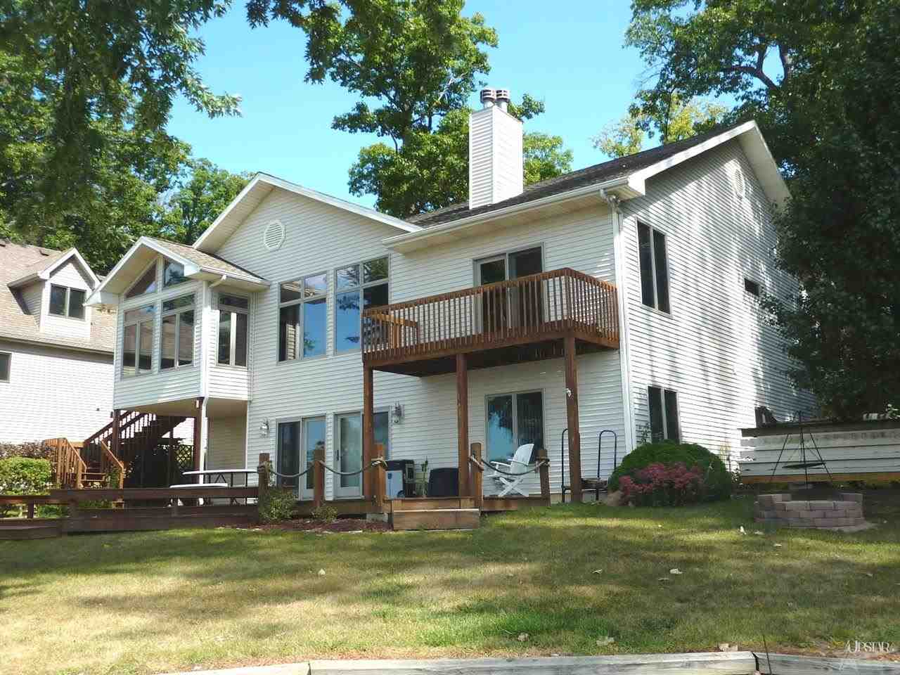 5398 S 980 E, Wolcottville, IN 46795 photo 1