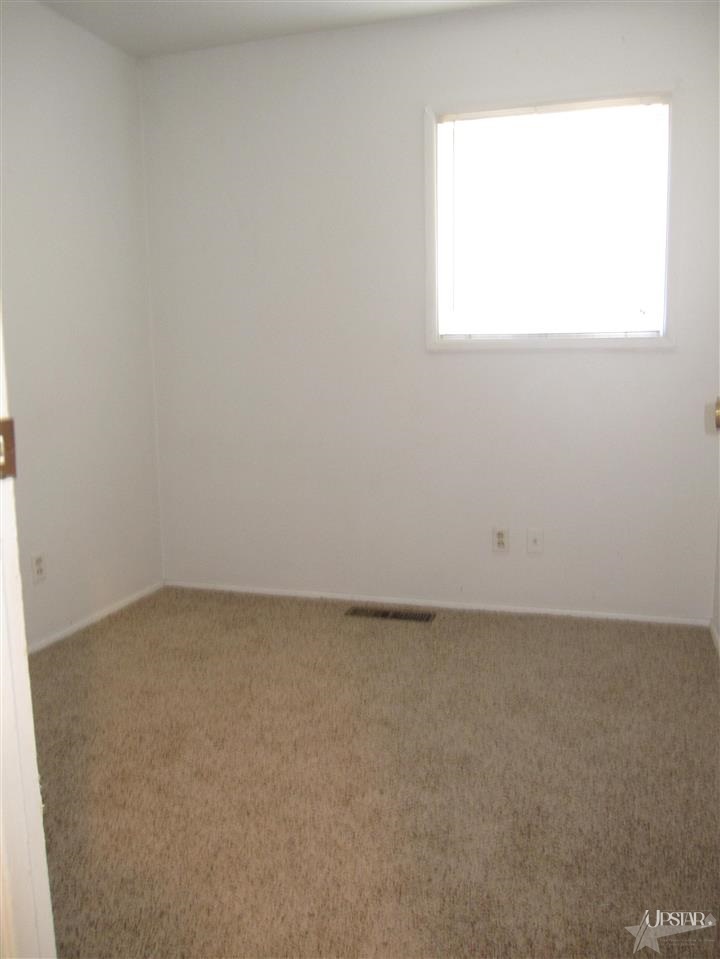 225 W Fairfax Ave, Fort Wayne, IN 46807 photo 13